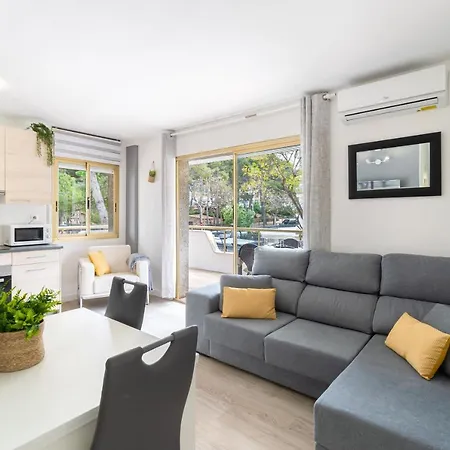Wifi-piscina-port Aventura-playa Salou3 Apartment Salou