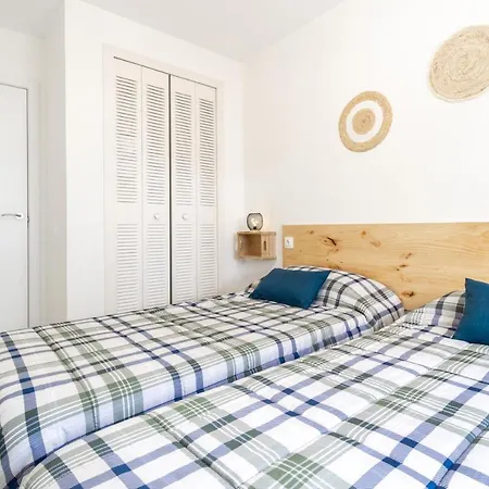 Wifi-piscina-port Aventura-playa Salou3 Apartment